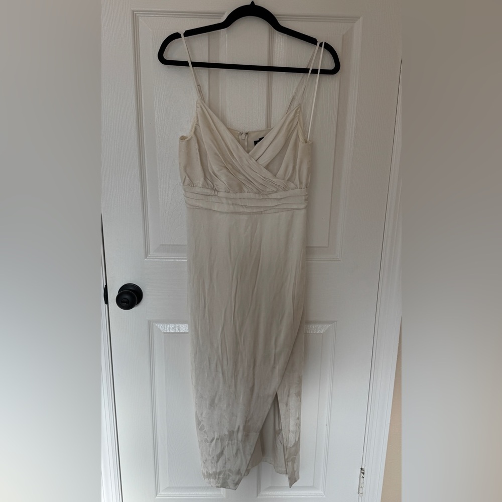 Express Ruched Sheath Midi Dress